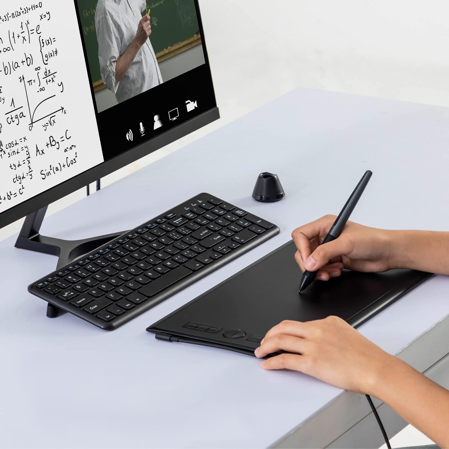 HUION H610X Drawing Tablet and Palm Rejection Artist Glove - Image 4